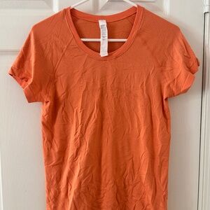 Lululemon short sleeve